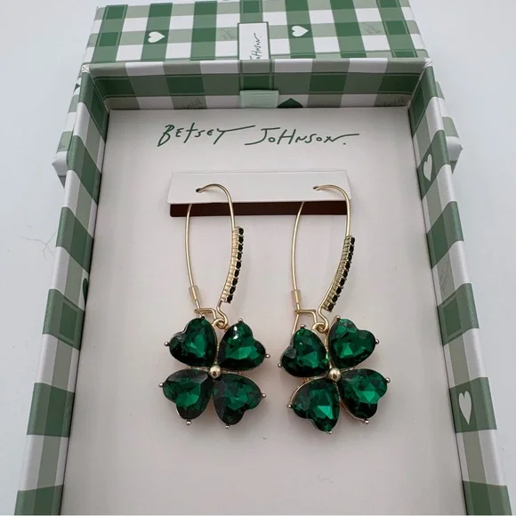 Betsey Johnson Green Crystal Shamrock Clover Drop Earrings NWT - Picture 1 of 6
